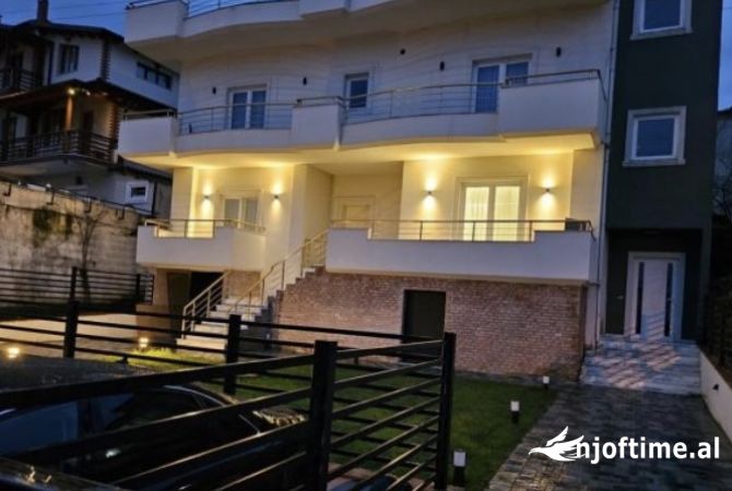 Shtepi me qera 2+1 ne Tirane - 40,000 Leke