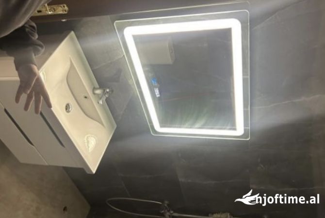 Shtepi me qera Apartament ne Tirane, 2+1, Mobilimi E mobiluar, Pagesa 600  Euro.