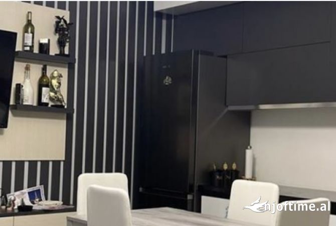 Shtepi ne shitje 1+1 ne Tirane - 9,800,000 Euro