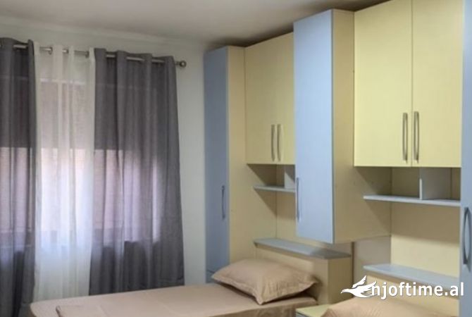 Shtepi me qera 3+1 ne Tirane - 700 Euro