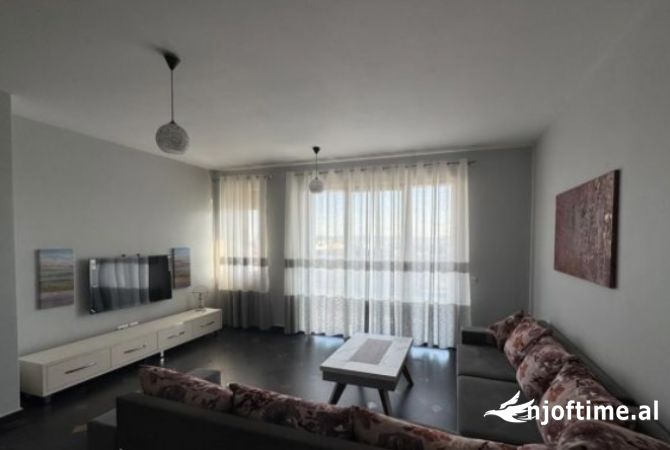 Shtepi me qera Apartament ne Tirane, 2+1, Mobilimi E mobiluar, Pagesa 500  Euro.