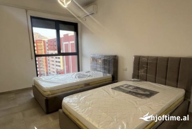 Shtepi me qera Apartament ne Tirane, 2+1, Mobilimi E mobiluar, Pagesa 600  Euro.