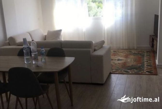 Shtepi me qera 1+1 ne Tirane - 500 Euro