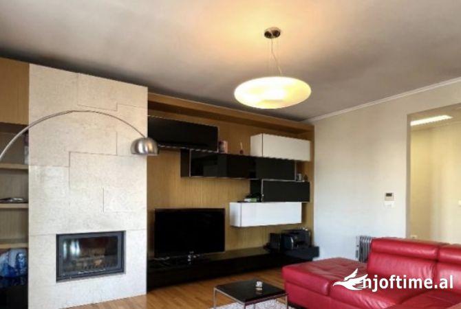 Shtepi me qera 2+1 ne Tirane - 1,500 Euro