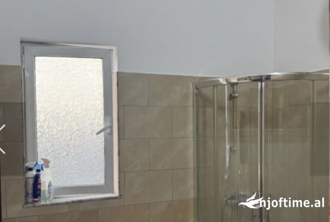 Shtepi me qera Apartament ne Tirane, 1+1, Mobilimi E mobiluar, Pagesa 40,000  Leke.