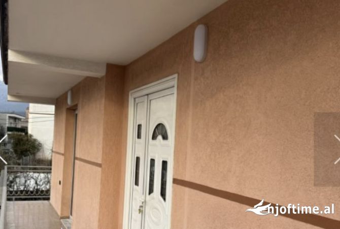 Shtepi me qera Apartament ne Tirane, 1+1, Mobilimi E mobiluar, Pagesa 40,000  Leke.