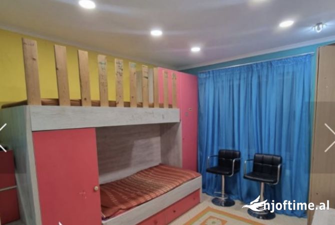 Shtepi me qera 2+1 ne Tirane - 500 Euro