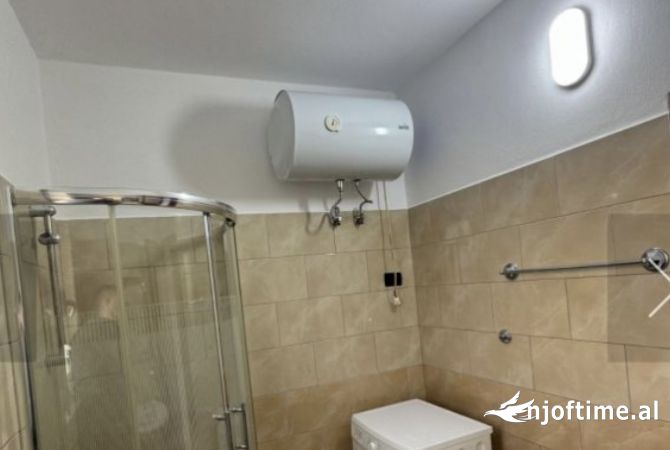 Shtepi me qera Apartament ne Tirane, 1+1, Mobilimi E mobiluar, Pagesa 400  Euro.