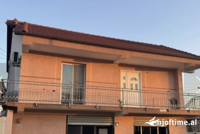 Shtepi me qera Apartament ne Tirane, 1+1, Mobilimi E mobiluar, Pagesa 400  Euro.