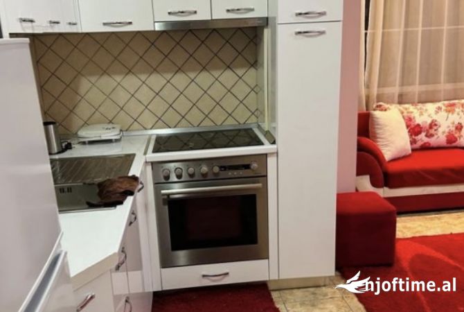 Shtepi me qera 2+1 ne Tirane - 600 Euro