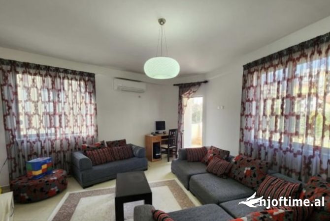 Shtepi me qera 2+1 ne Tirane - 40,000 Leke