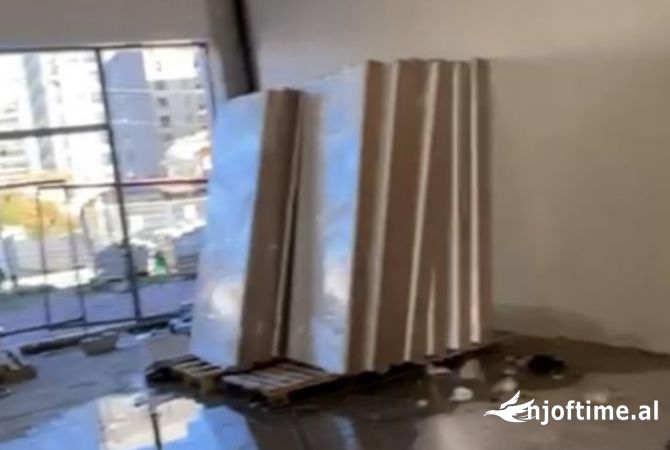 Ambient biznesi me qera 1+1 ne Tirane - 2,500 Euro