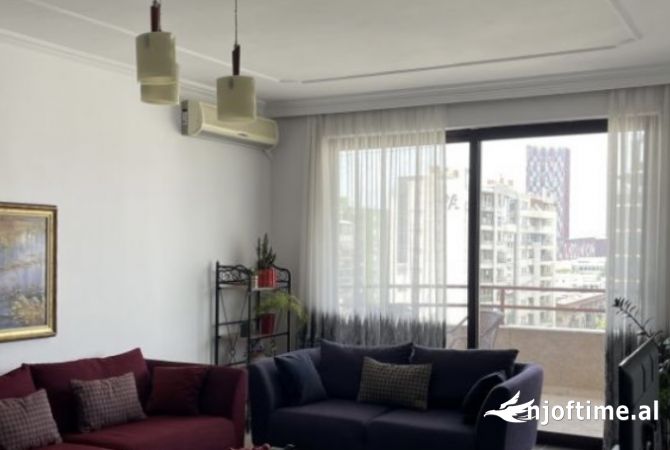 Shtepi me qera 2+1 ne Tirane - 800 Euro