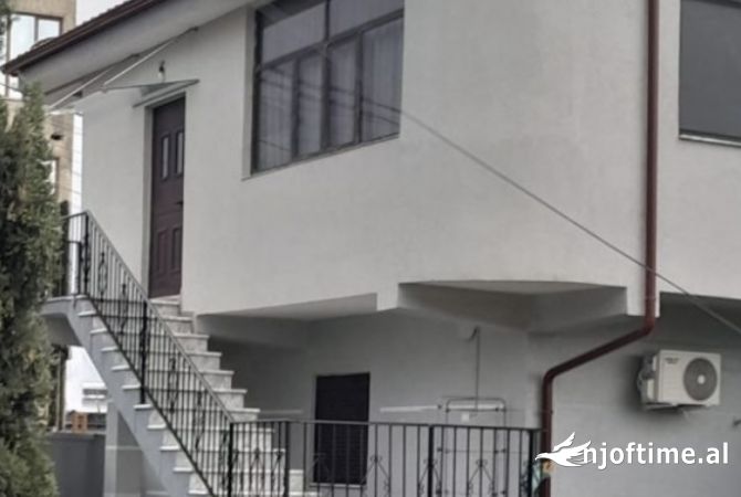 Shtepi me qera 2+1 ne Tirane - 45,000 Leke