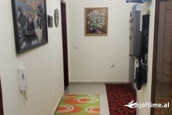 Shtepi ne shitje 1+1 ne Tirane - 92,000 Euro