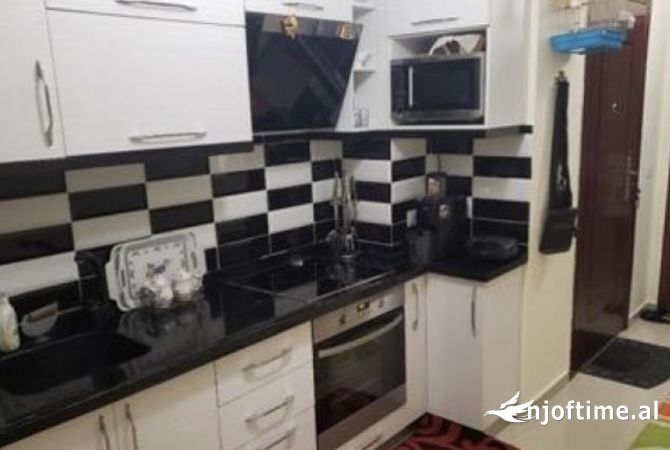 Shtepi ne shitje 1+1 ne Tirane - 92,000 Euro