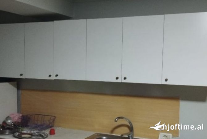 Shtepi me qera 1+1 ne Tirane - 400 Euro