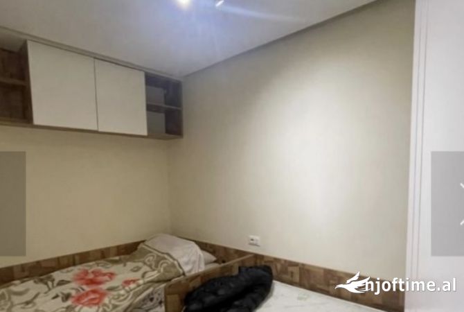 Shtepi me qera Apartament ne Tirane, 2+1, Mobilimi E mobiluar, Pagesa 60,000  Leke.