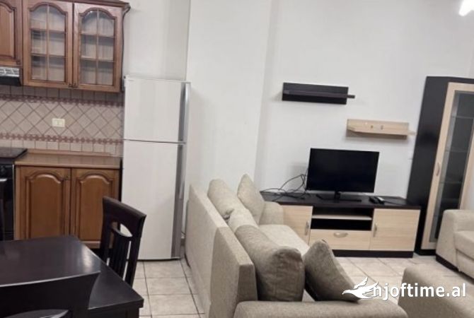 Shtepi me qera 1+1 ne Tirane - 500 Euro