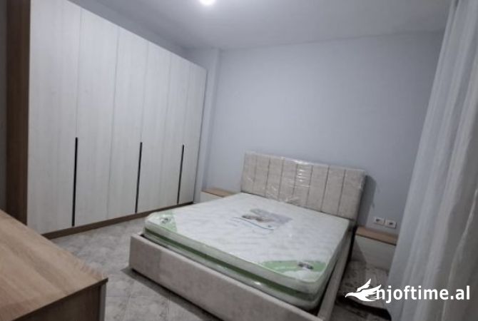 Shtepi me qera Apartament ne Tirane, 1+1, Mobilimi E mobiluar, Pagesa 34,000  Leke.