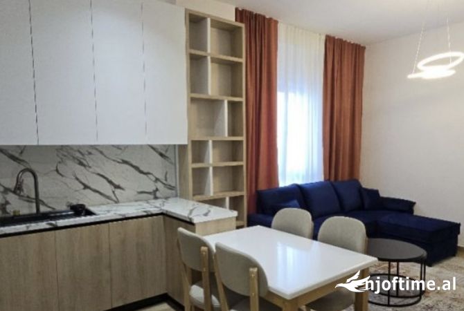 Shtepi me qera 1+1 ne Tirane - 700 Euro