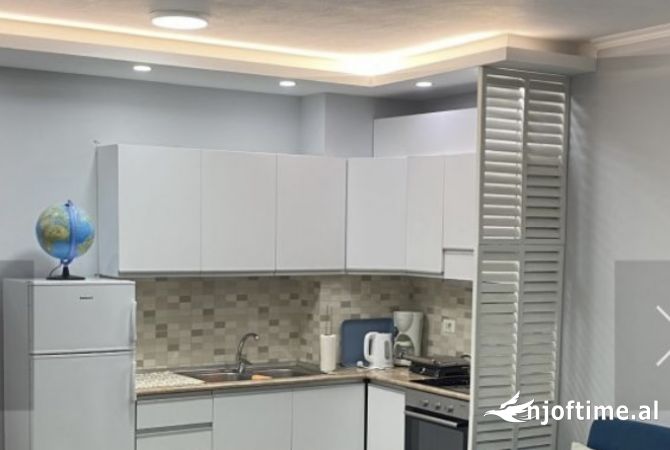 Shtepi me qera Apartament ne Tirane, 1+1, Mobilimi E mobiluar, Pagesa 63,000  Leke.