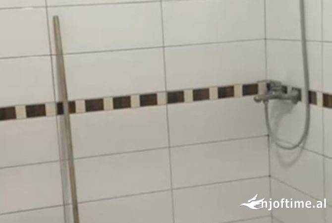 Shtepi me qera Apartament ne Tirane, 1+1, Mobilimi E mobiluar, Pagesa 40,000  Leke.