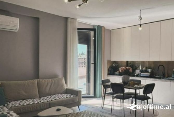 Shtepi ne shitje Apartament ne Tirane, 2+1, Mobilimi E mobiluar, Pagesa 280,000  Euro.