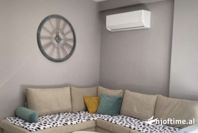 Shtepi ne shitje Apartament ne Tirane, 2+1, Mobilimi E mobiluar, Pagesa 280,000  Euro.