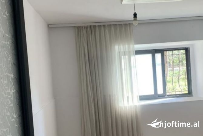 Shtepi me qera 1+1 ne Tirane - 60,000 Leke