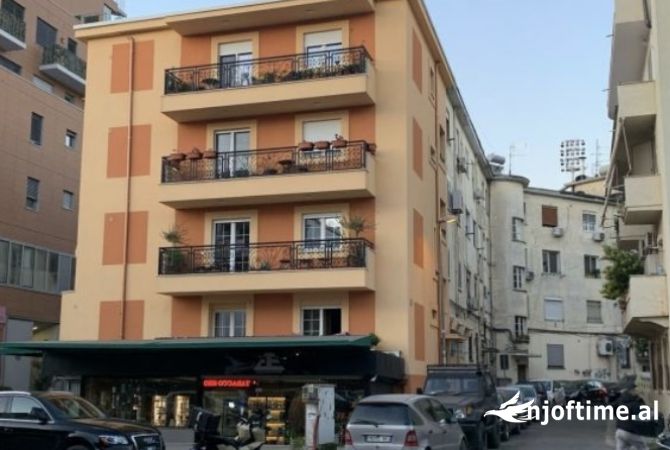 Shtepi me qera 1+1 ne Tirane - 60,000 Leke
