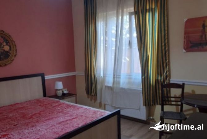 Shtepi me qera 2+1 ne Tirane - 48,000 Leke