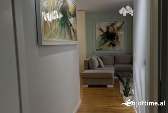 Shtepi me qera Apartament ne Tirane, 1+1, Mobilimi E mobiluar, Pagesa 1,000  Euro.