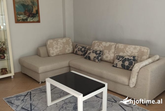 Casa in affitto 3+1 a Tirana - 500 Euro
