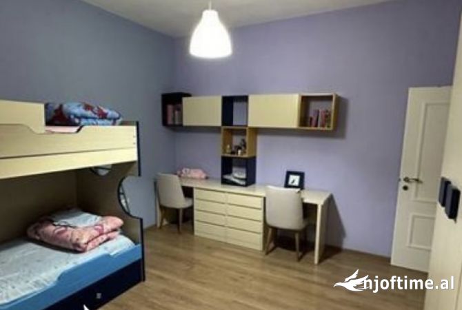 Shtepi me qera 2+1 ne Tirane - 450 Euro