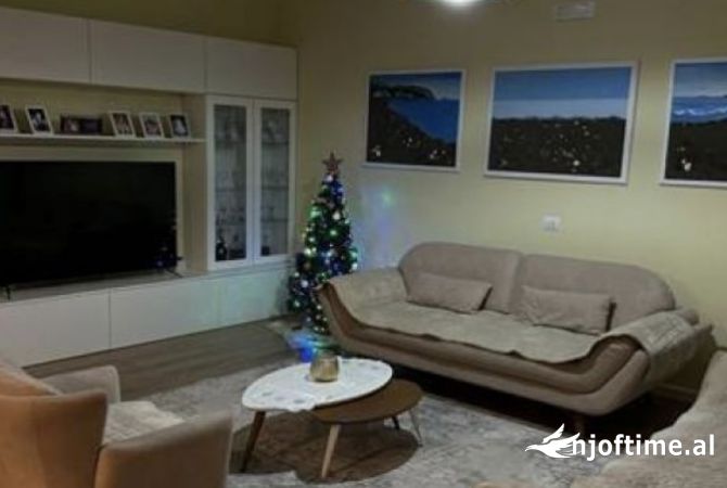 Private house for rent in Tirana 2+1, Furnished