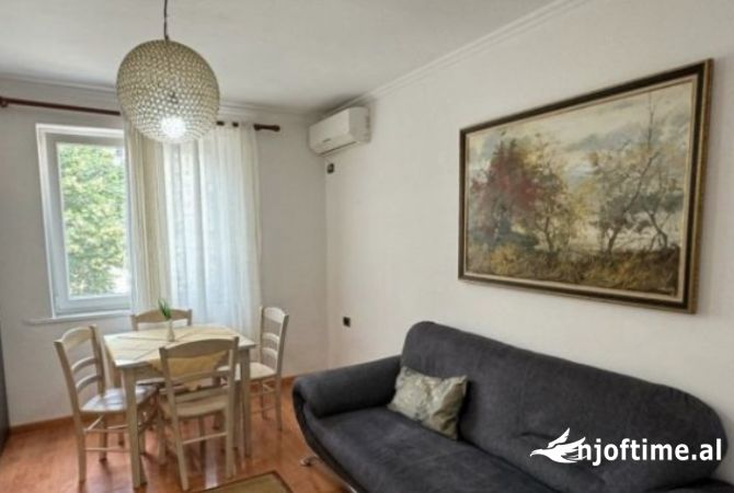 Shtepi me qera 1+1 ne Tirane - 500 Euro