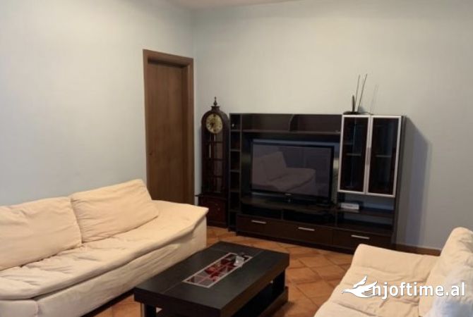 Shtepi me qera 1+1 ne Tirane - 500 Euro