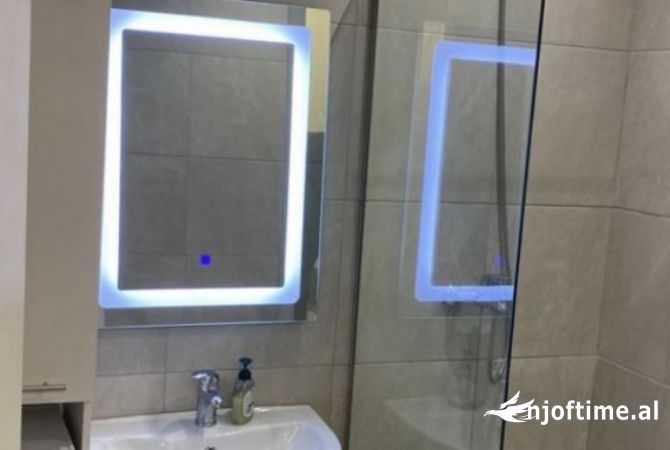 Shtepi me qera Apartament ne Tirane, 2+1, Mobilimi E mobiluar, Pagesa 600  Euro.