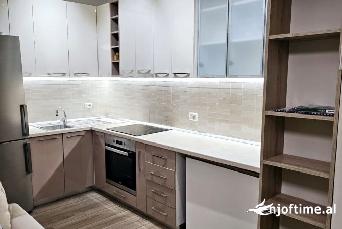 Shtepi me qera Apartament ne Tirane, 1+1, Mobilimi E mobiluar, Pagesa 500  Euro.