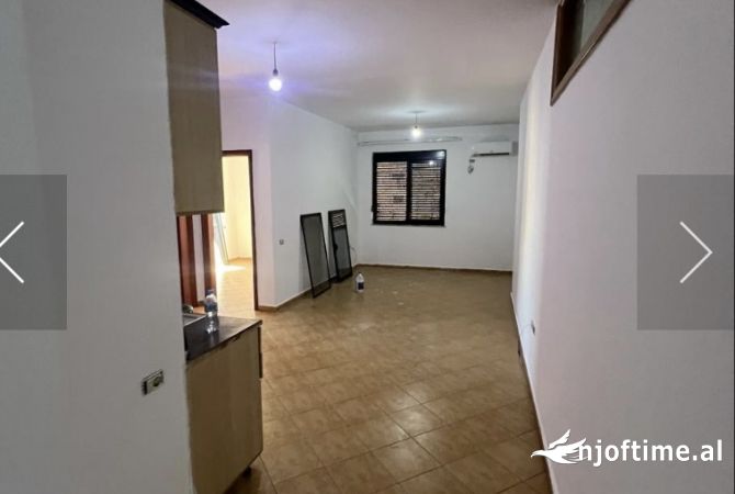 Shtepi me qera 2+1 ne Tirane - 35,000 Leke