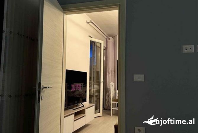 Shtepi me qera Apartament ne Tirane, 1+1, Mobilimi E mobiluar, Pagesa 65,000  Leke.