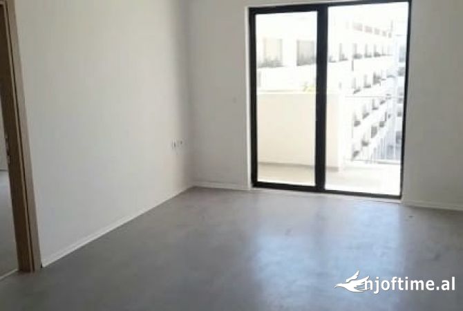 Shtepi me qera 1+1 ne Tirane - 35,000 Leke