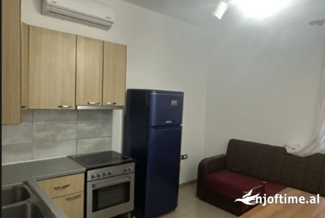 Shtepi me qera 1+1 ne Tirane - 330 Euro