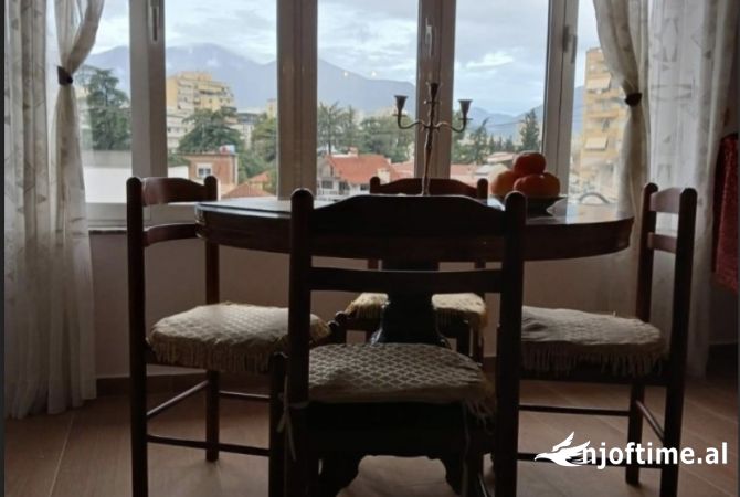 Shtepi me qera 1+1 ne Tirane - 550 Euro