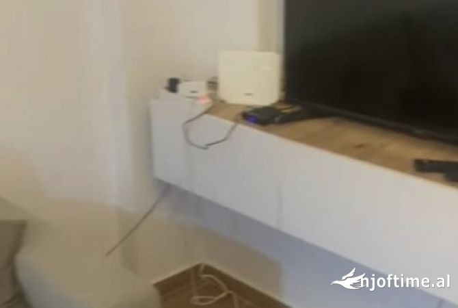 Shtepi me qera Apartament ne Tirane, 1+1, Mobilimi E mobiluar, Pagesa 550  Euro.