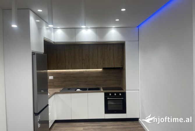 Shtepi me qera Apartament ne Tirane, 2+1, Mobilimi E mobiluar, Pagesa 600  Euro.