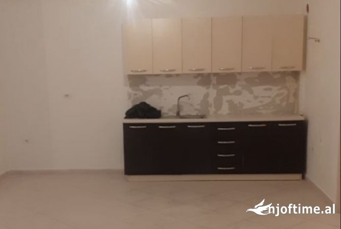 Shtepi ne shitje 2+1 ne Tirane - 137,800 Euro