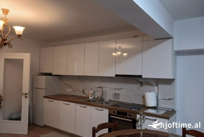 Shtepi me qera 1+1 ne Tirane - 550 Euro