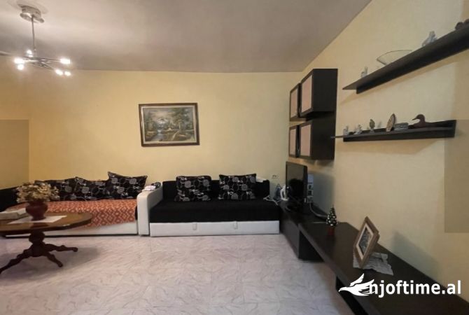 Shtepi ne shitje 2+1 ne Tirane - 130,000 Euro
